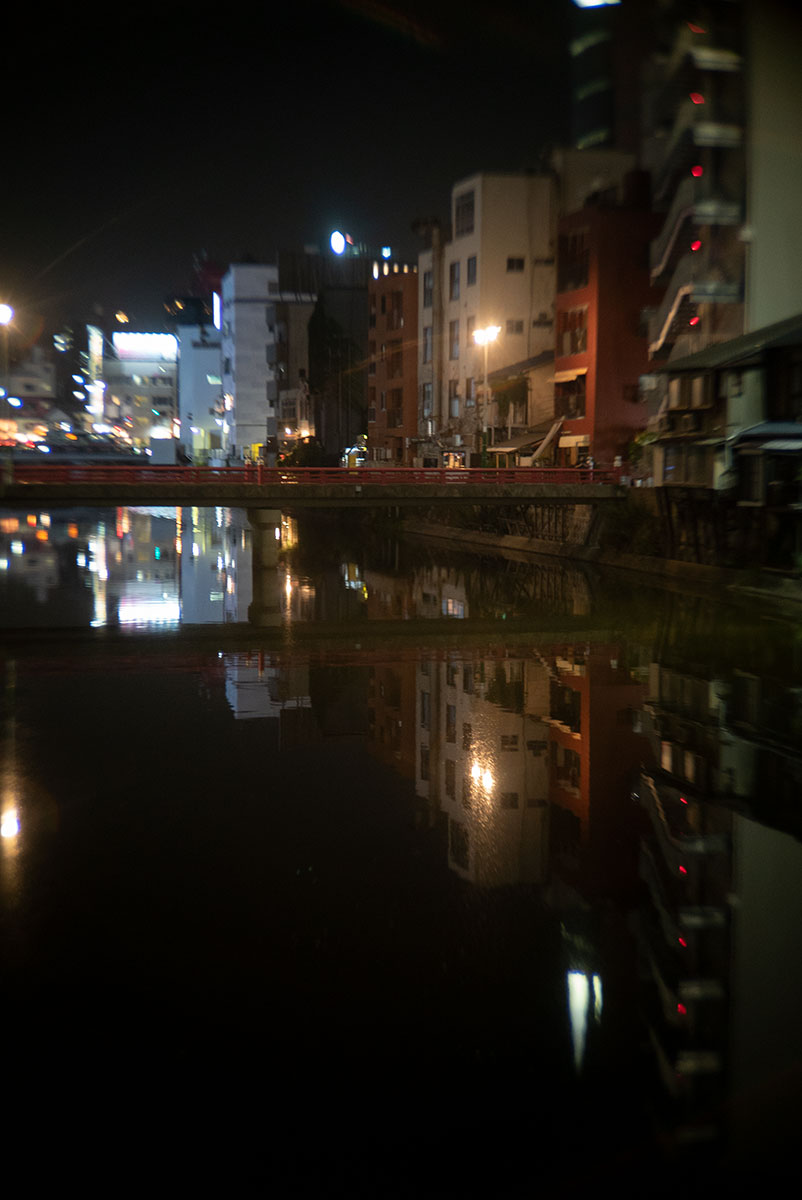 CANON LENS SD 50mm 1:2.8 で福岡を撮影。